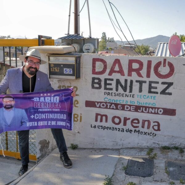 Repasa Darío Benítez logros y compromisos de campaña con vecinos de La Bondad
